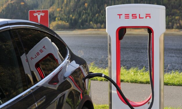 Tesla Breakdown Is Getting Hard to Ignore