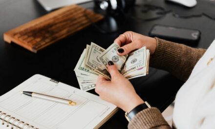 Tech Rally Defies And Pays