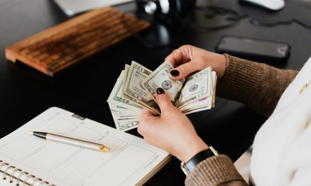 Tech Rally Defies And Pays